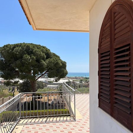 Villa Dolce Vita - Panorama A Marina Di Ragusa Con Parcheggio Privato Bagian luar foto