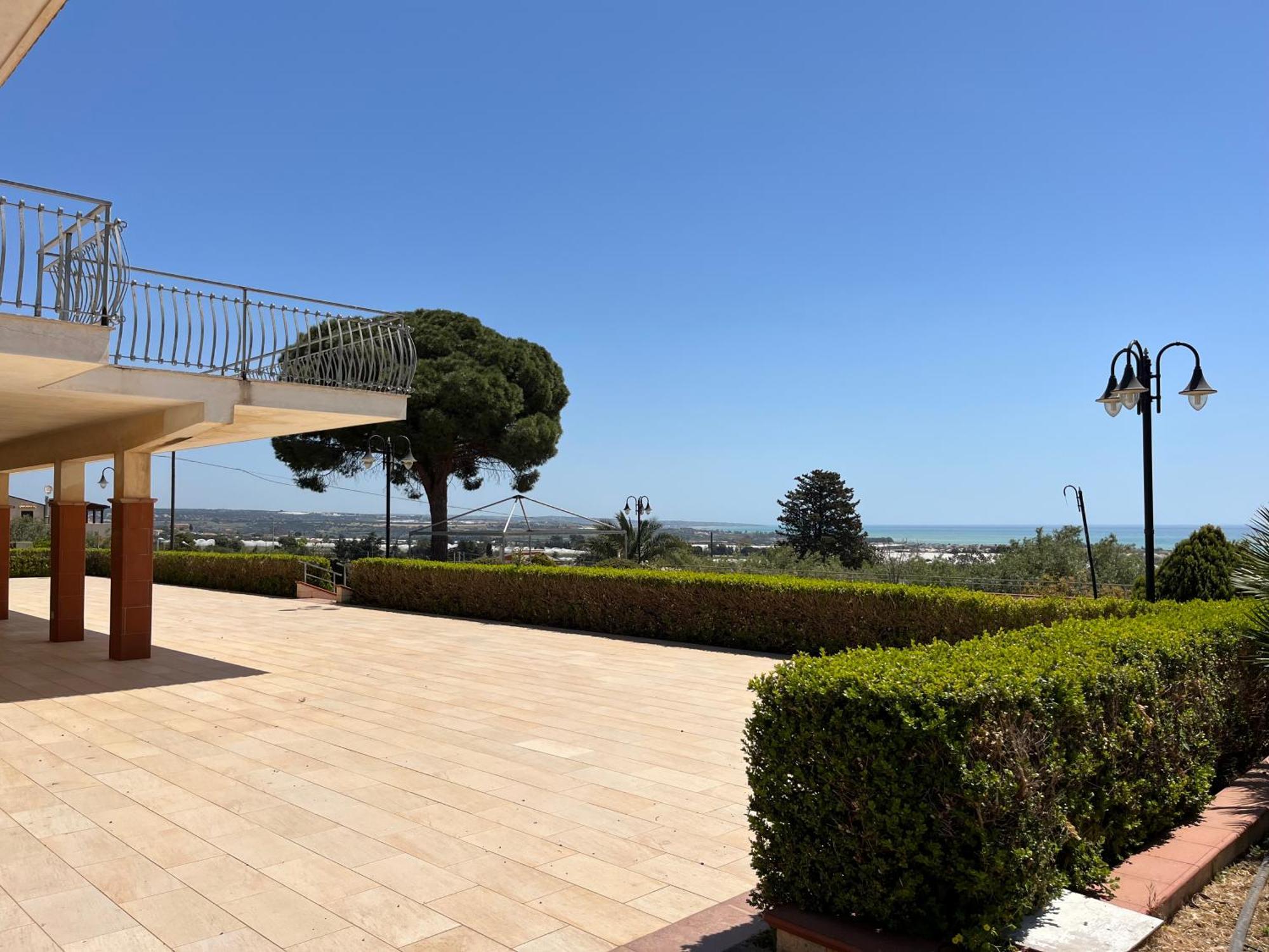 Villa Dolce Vita - Panorama A Marina Di Ragusa Con Parcheggio Privato Bagian luar foto