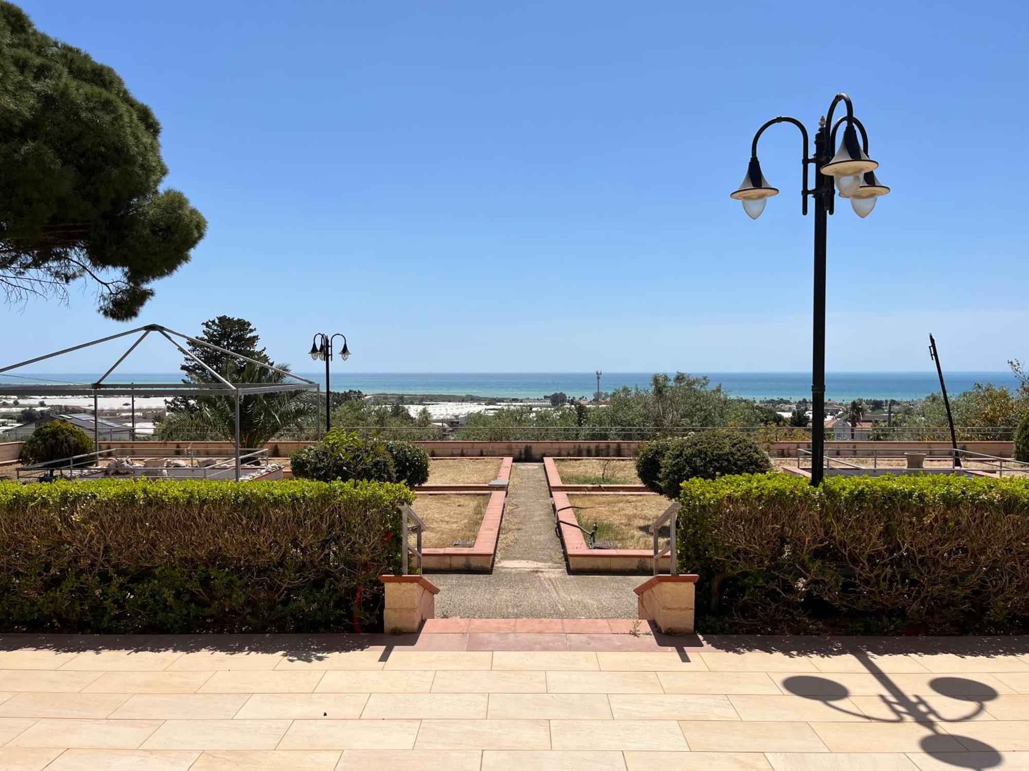 Villa Dolce Vita - Panorama A Marina Di Ragusa Con Parcheggio Privato Bagian luar foto