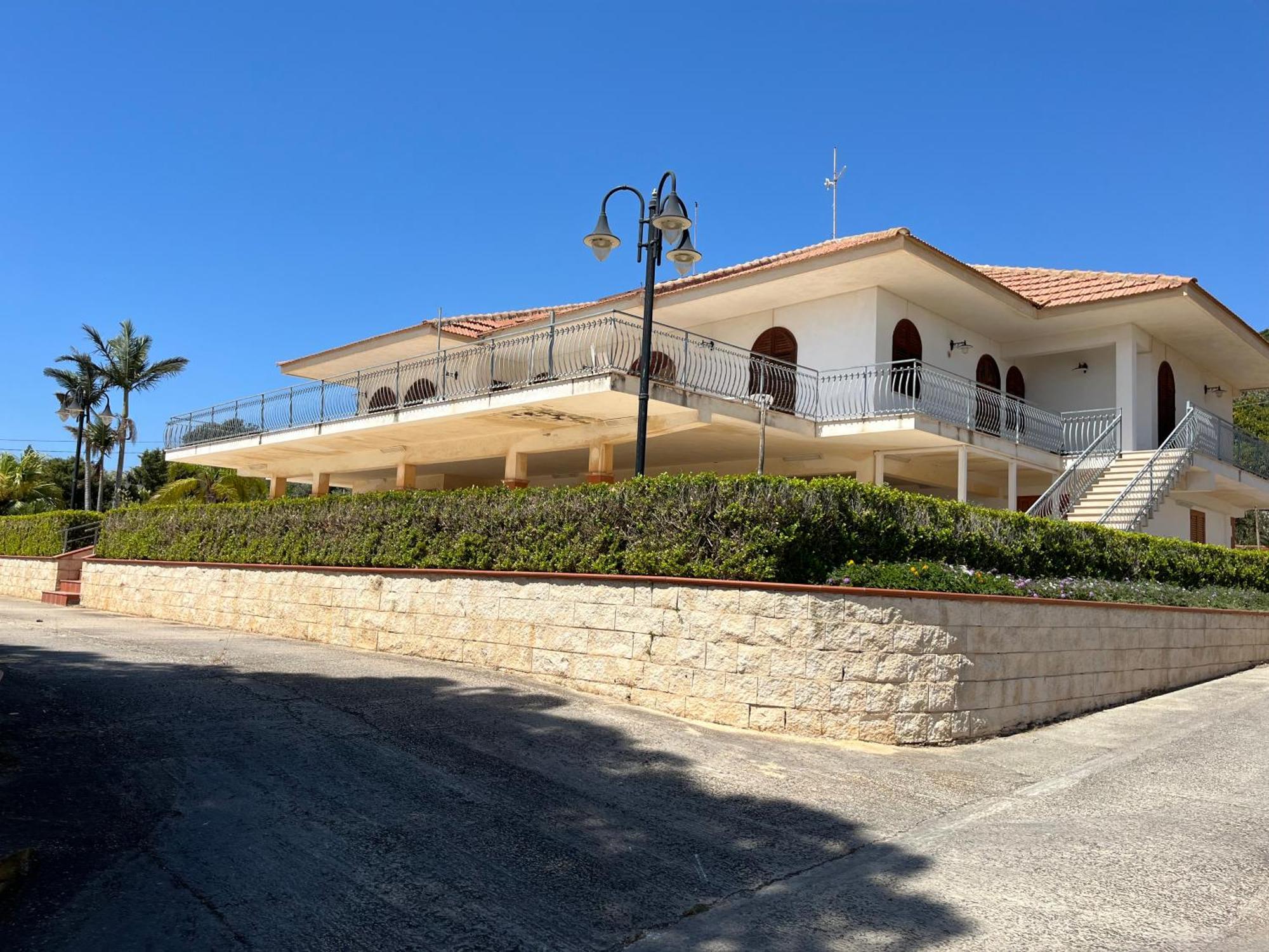 Villa Dolce Vita - Panorama A Marina Di Ragusa Con Parcheggio Privato Bagian luar foto